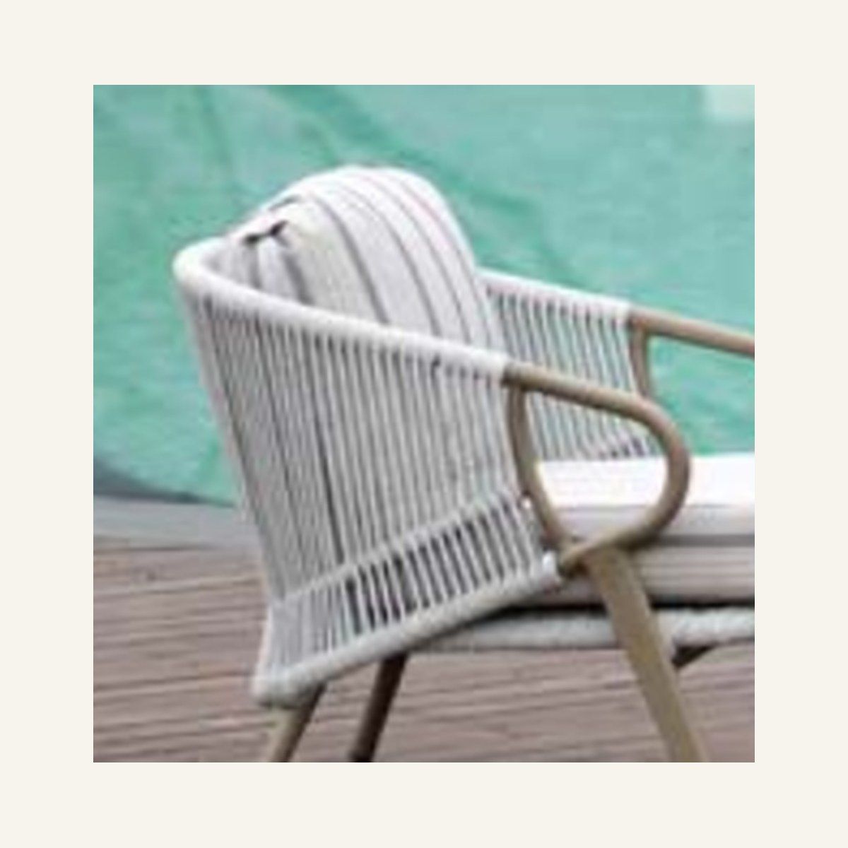 Looku Outdoor Lounge Chair